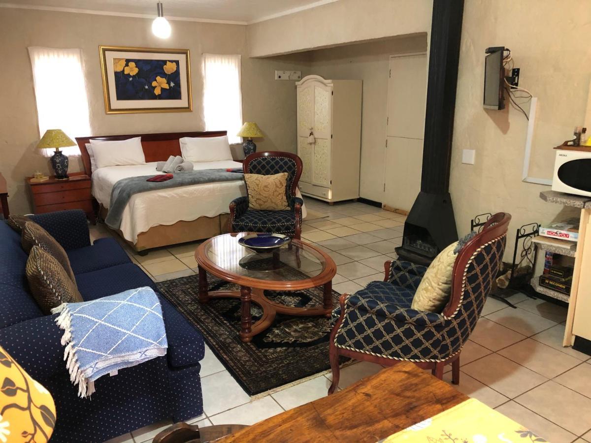 Peace Corner Cottages Dullstroom Eksteriør billede